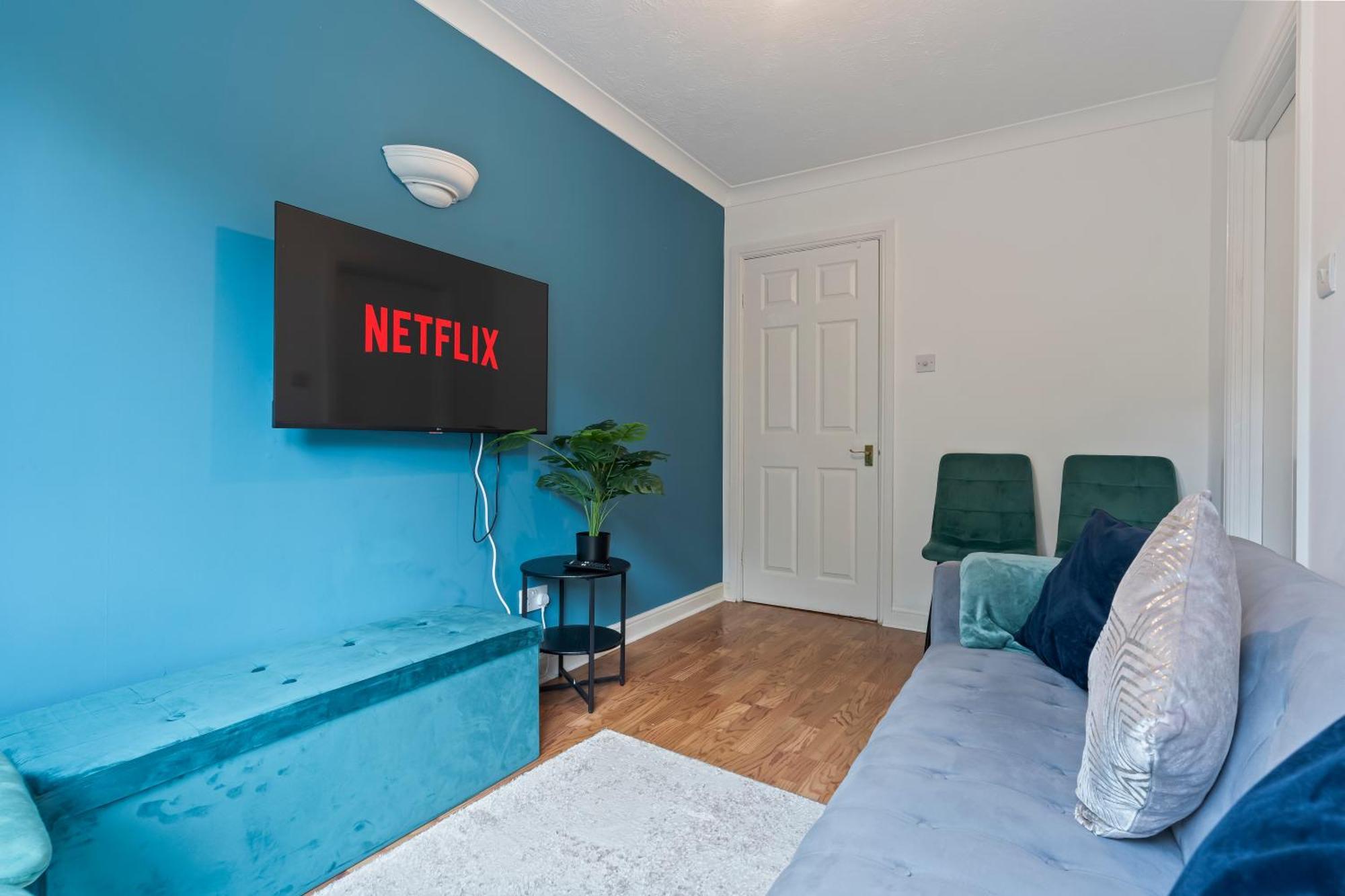 Lovely 4Br House In The City With Parking London Exterior photo