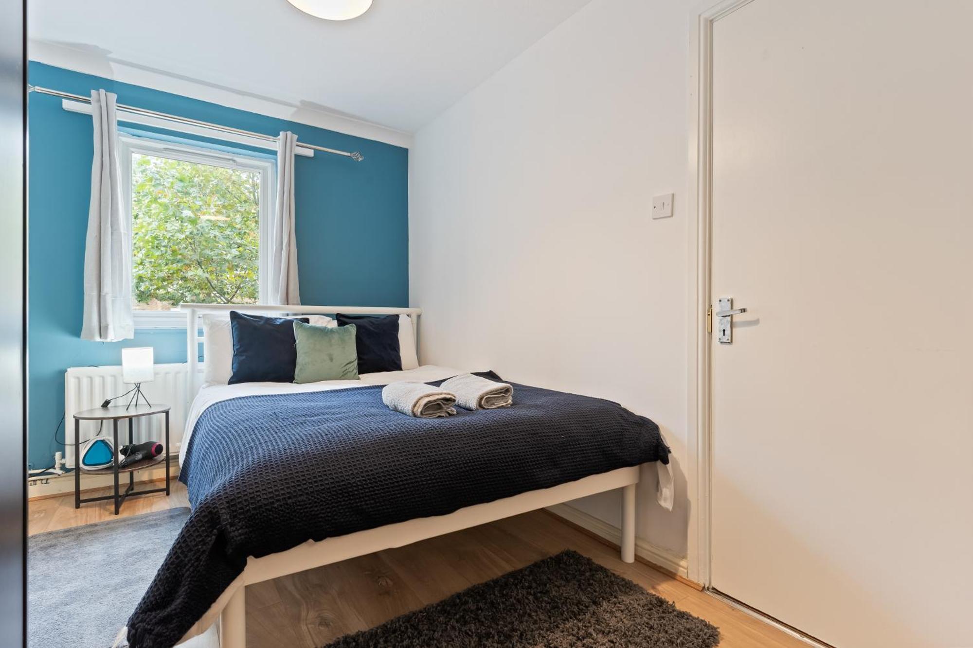 Lovely 4Br House In The City With Parking London Exterior photo